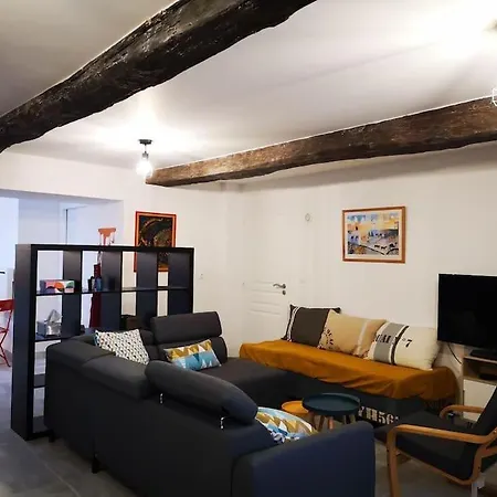 Nyaraló Maison De Pres Du Port